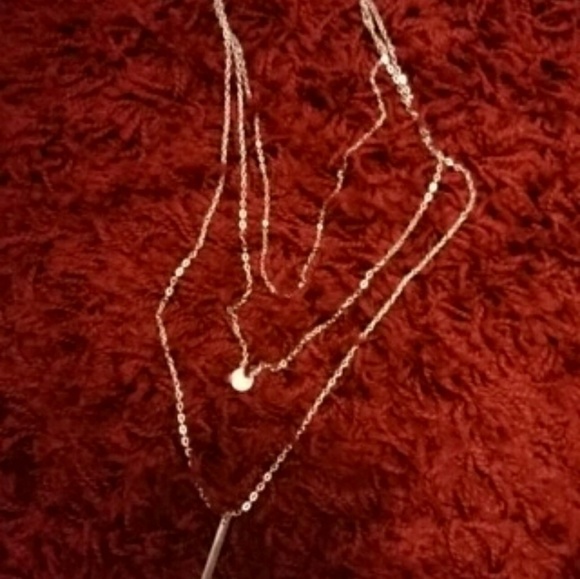 NWOT Three Layered Chain Necklace - Picture 5 of 7